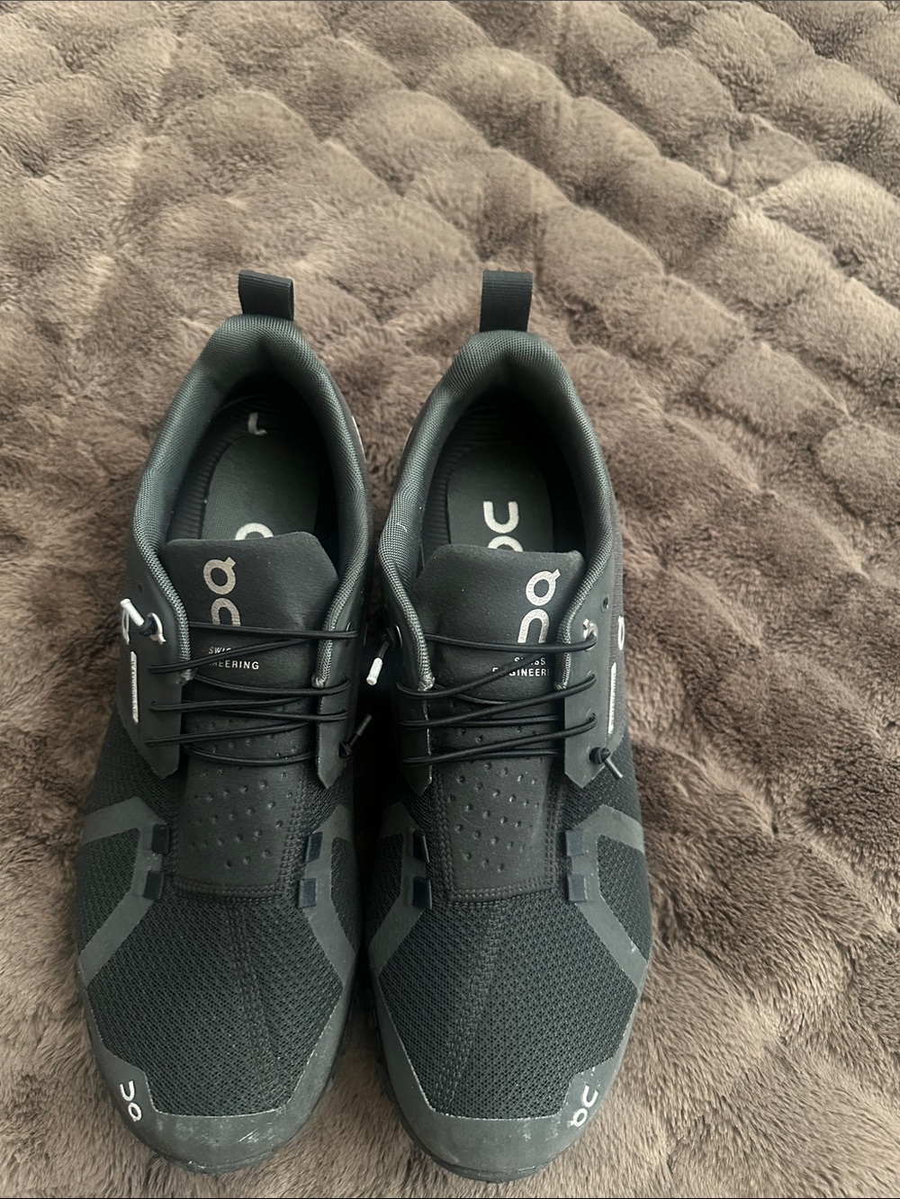 On Running Men's Black Low-Top Athletic Sneakers